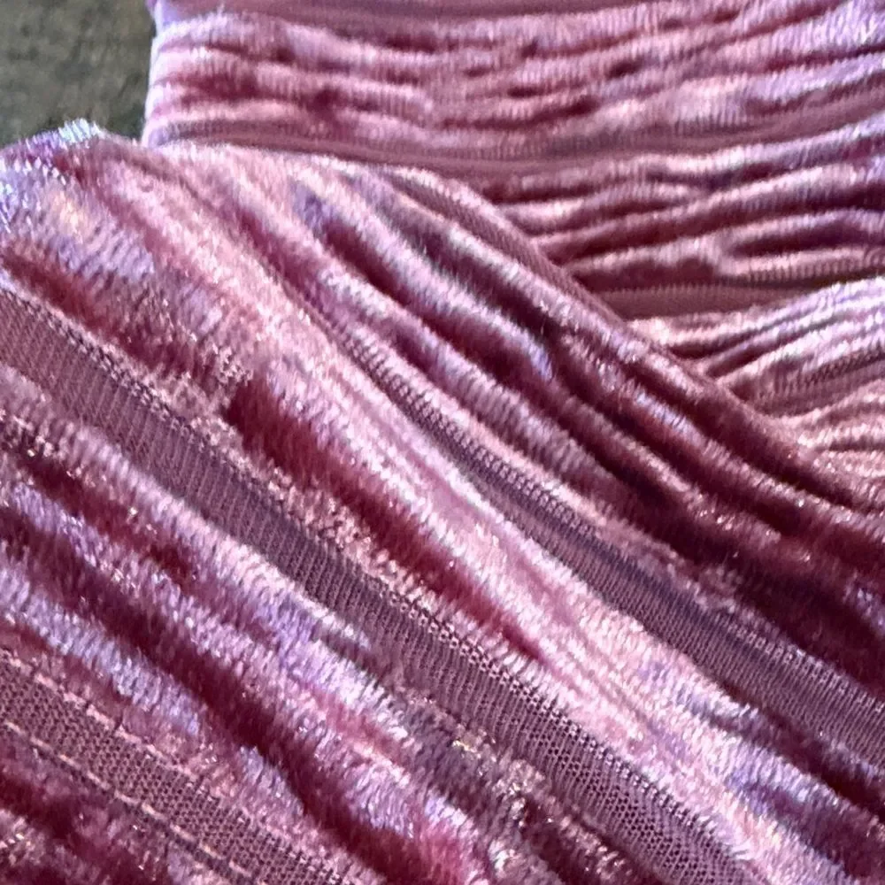 Lulus Pink velvet Long-Sleeve Ribbed bodysuit - Picture 4 of 9